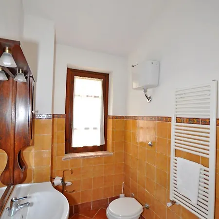 Sleeps 2 Pool Wifi