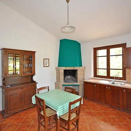 Sleeps 2 Pool Wifi Otricoli